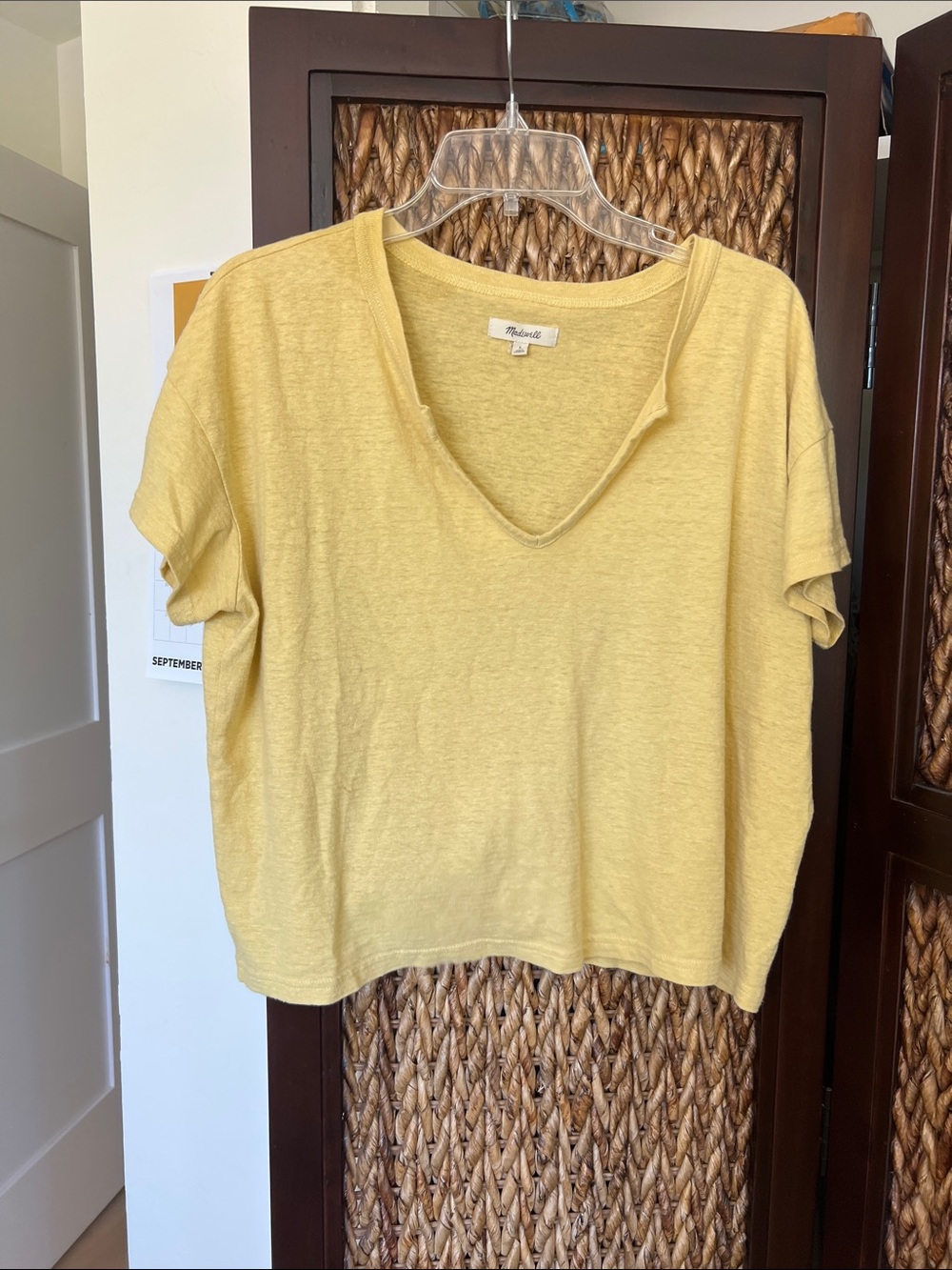 Madewell Soft crop V-Neck Tee in Yellow cotton sz L